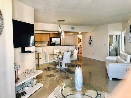 Apartamento Gorgeous Oceanfront Sunny Isles Beach Condo