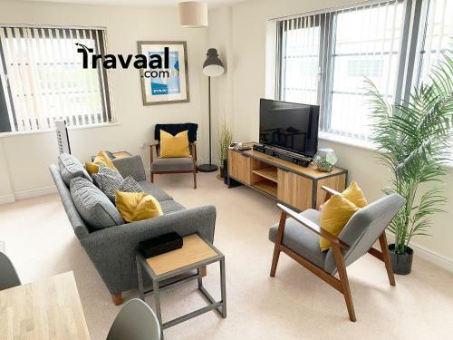 Travaal.�om - 2 Bed Serviced Apartment Farnborough