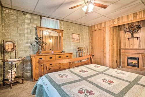 Dog-friendly Trinity Oaks Escape With Hot Tub