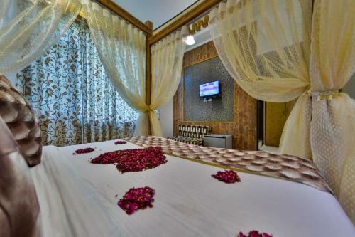 Hotel The Pearl Continental