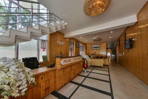 Hotel The Pearl Continental