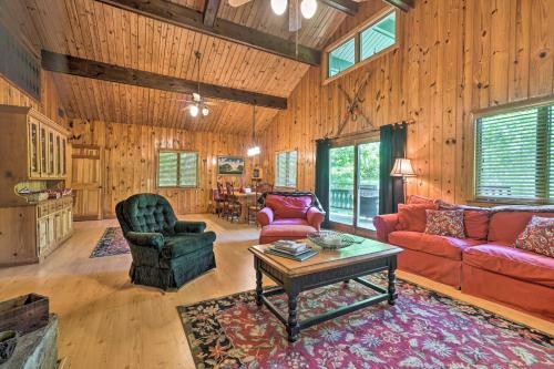 Serene Sky Valley Family Chalet With Fireplace