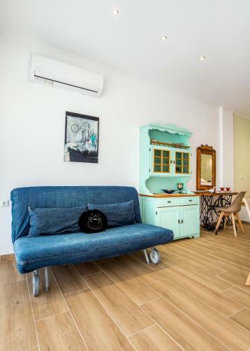 Malama's Beach House Pico