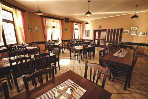 Hostal Restaurace A Penzion Praha