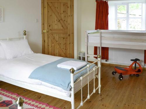 Hume Orchard Steading