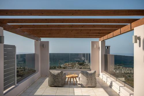 Villa Heora - The Floating Residence
