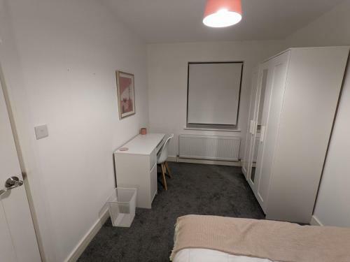 Apartamento Beautiful And Spacious 4 Bedroom Home Armley Leeds