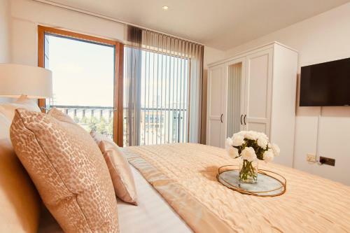 Apartamento King Deluxe City Apt Large Balcony& Free Parking!