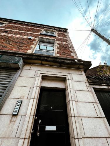 Host Liverpool - Stylish Living Space Apartments