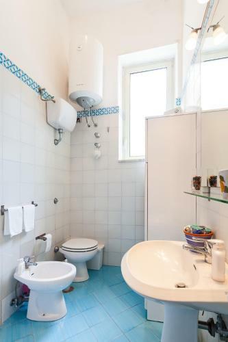 Amore Rentals - Villa The Stone On The Sea
