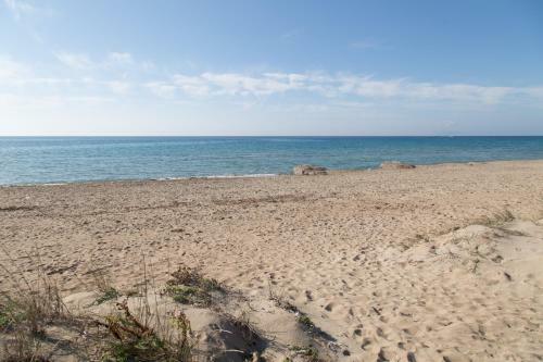 On The Beach, Fresh Air, Freewifi, Free Parking