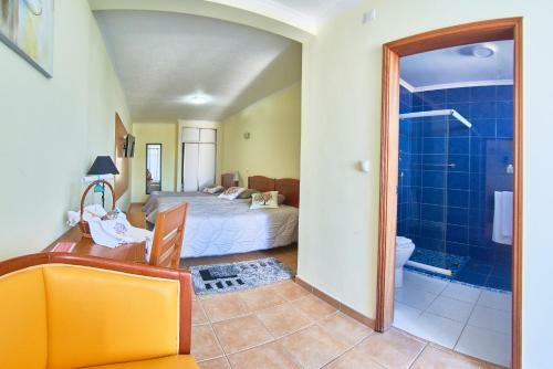 Hostal Alojamento Bela Vista