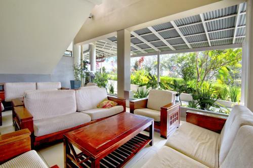 Gazelle International Hotel
