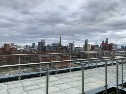 Apartamento Stunning City Views, Outside Rooftop Space