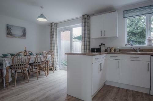Maes Yr Odyn - 4 Bedroom Holiday Home - Narberth