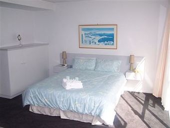 Aloha Seaview Resort Motel