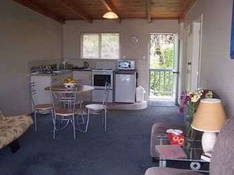 Aloha Seaview Resort Motel