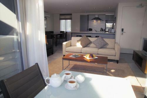 Aparthotel The Waterfront Suites - Heritage Boutique Collection