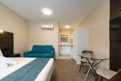 Dolphin Motel