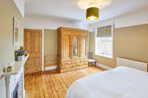 Host & Stay - Oakwood