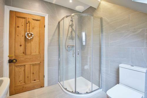 Host & Stay - Oakwood