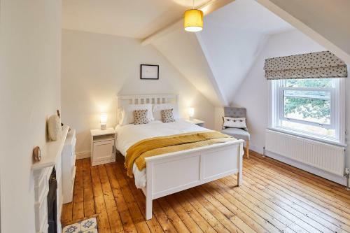 Host & Stay - Oakwood