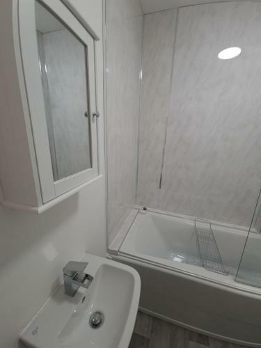 Ocean Pearl - 4 Bedroom House