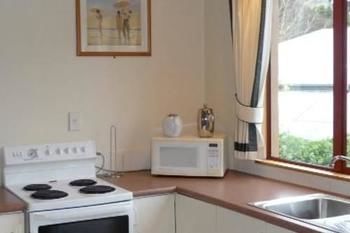 Les Troupes Apartments