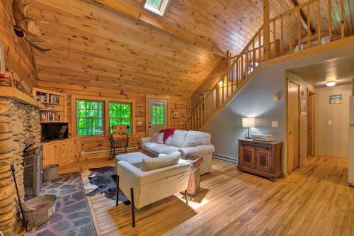 Secluded Waynesville Cabin About 13 Mi To Skiing!
