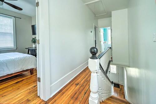 Cozy Home About Half-mi To Brooklyn Arts District