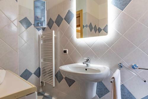 Apartamento Nonna Rosa Baselga Di Pin� Ospitar