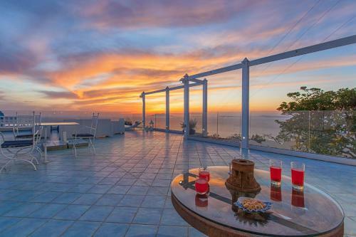 Amore Rentals - Villa Venus