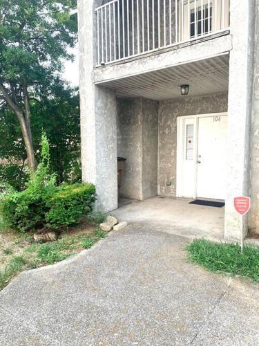 Apartamento Classic 2-bedroom Condo W/free Parking