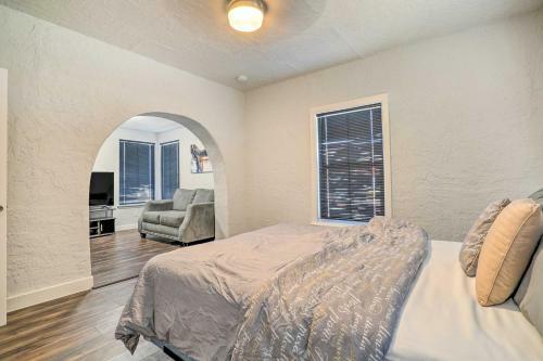 Charming And Quaint El Paso House With Backyard!