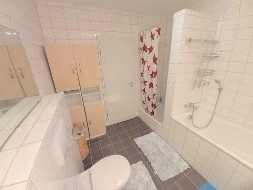 Apartamento Spacious & Modern 4-room-flat *garden And Wifi*