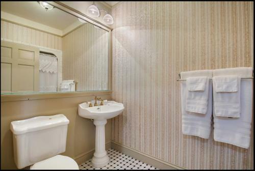 Carnegie Hall Boutique Hotel
