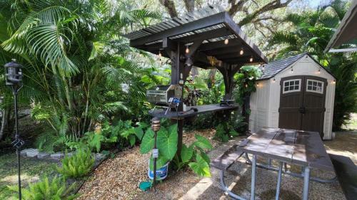Rv Cottage At River Ranch With Private Firepit And A Golf Cart Steps To Pool!