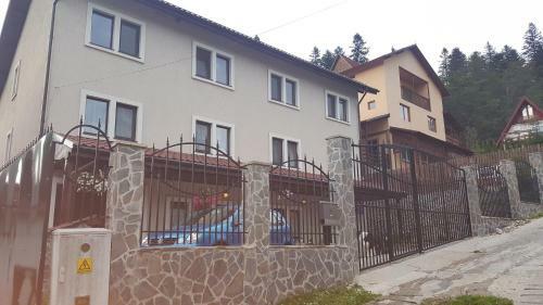 Hostal Pensiunea La Marion