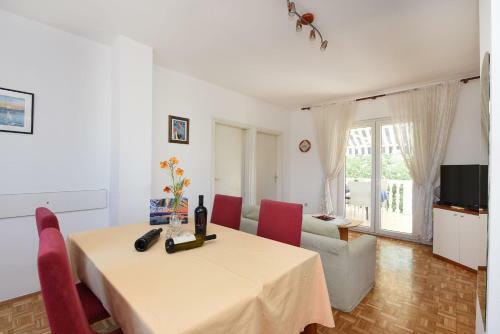 Apartments Bibinje By The Beach