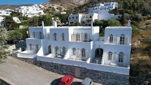 Amedi Villas Tinos
