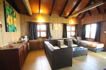 Hotel Uprising Beach Resort
