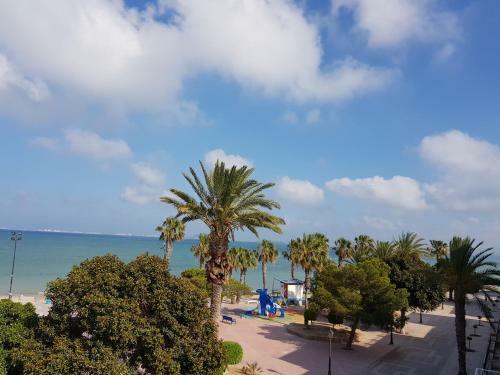 Salom� Beach Apartments