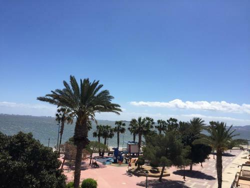 Salom� Beach Apartments