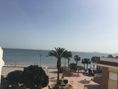 Salom� Beach Apartments