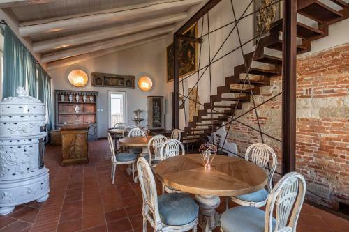 Hostal Egodomus Charme Apartments - Casa Della Gemma