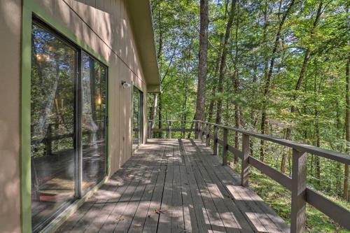 Rural Franklin House With Deck And Forest Views!