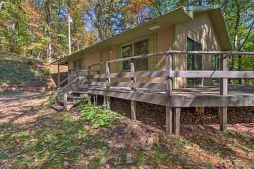 Rural Franklin House With Deck And Forest Views!