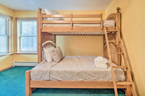 Family-friendly Poconos Chalet With Fireplace
