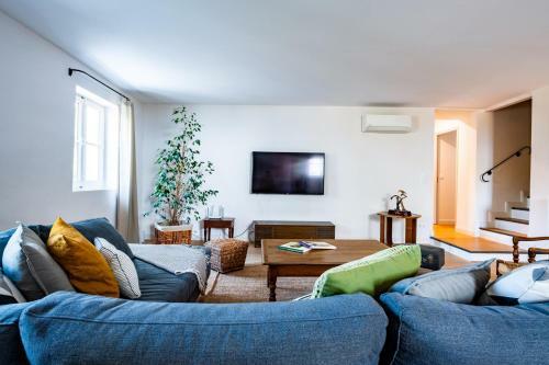 G�te Les Tours - G�te De Groupe En Provence
