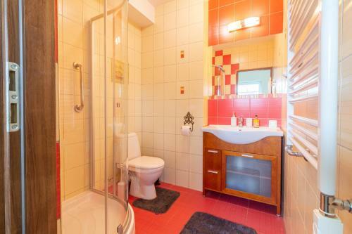 Sunday Morning Apartment, By Cohost